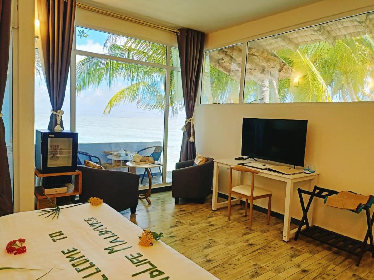 Island Life Maldives Retreat & Spa Magoodhoo Exterior photo