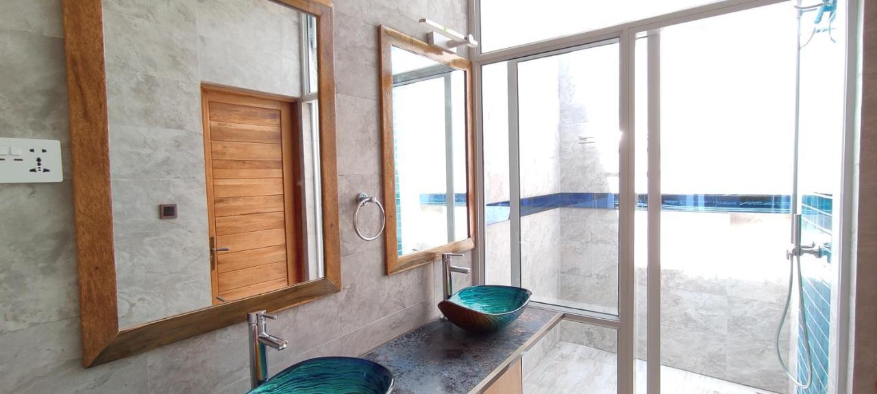 Island Life Maldives Retreat & Spa Magoodhoo Exterior photo